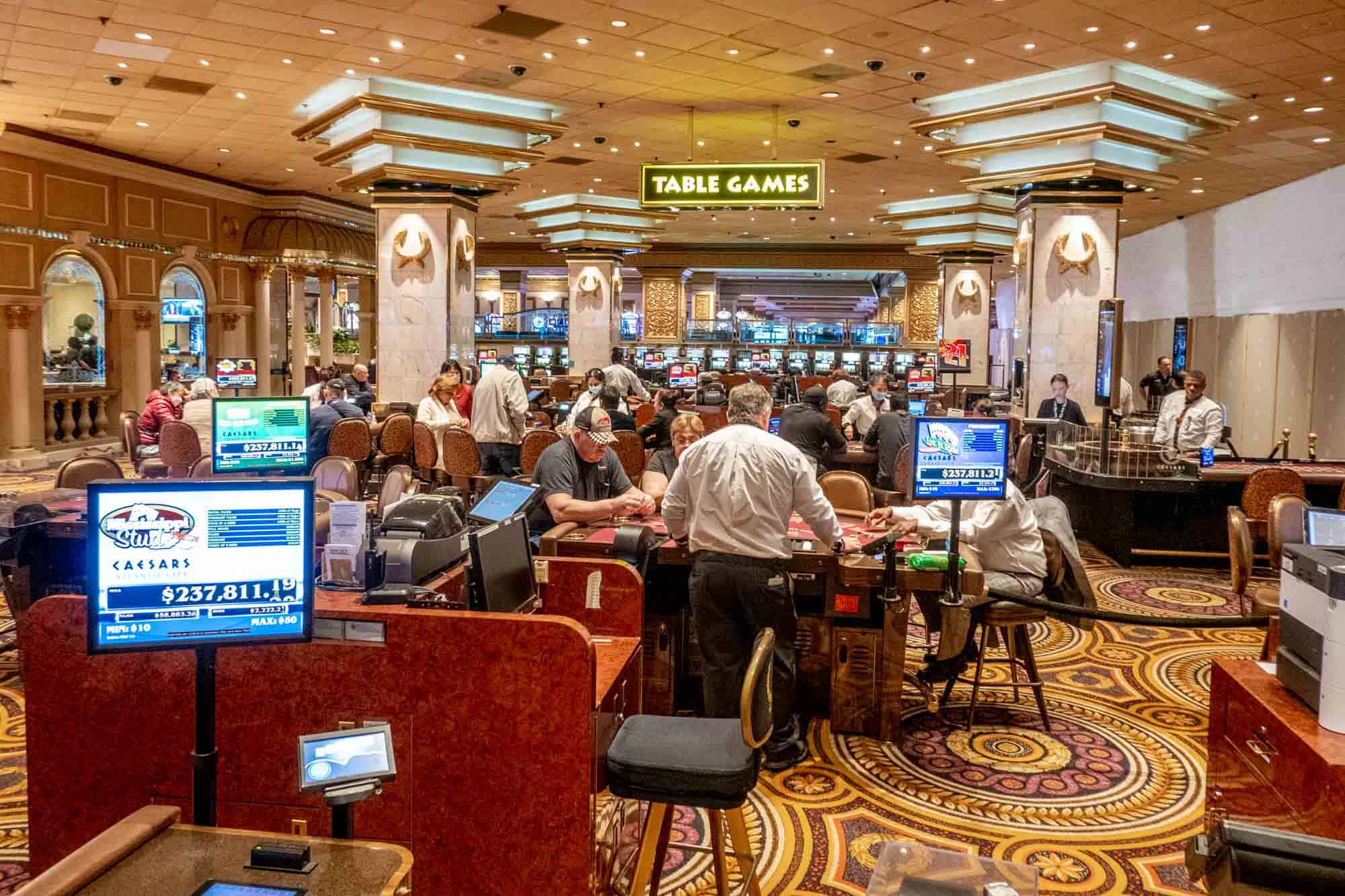 Slot Makinesi Varyasyonları: Kazanma Şansını Artırın